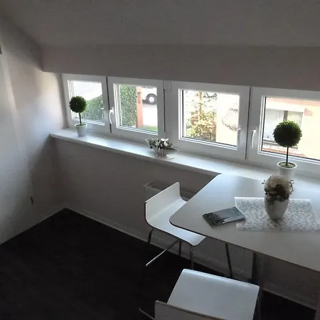 Bnb Pension Luettje Suennbloem * 里尔