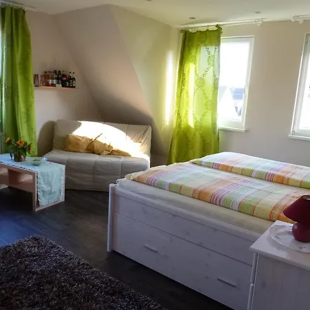 Bnb Pension Luettje Suennbloem *